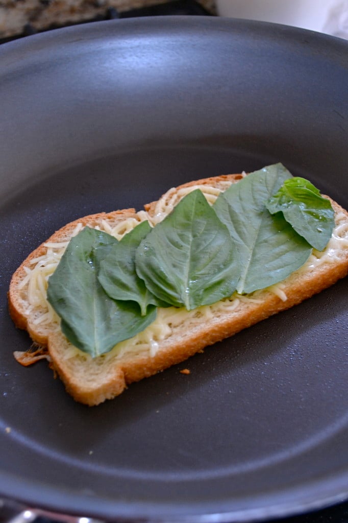 Caprese Grilled Cheese