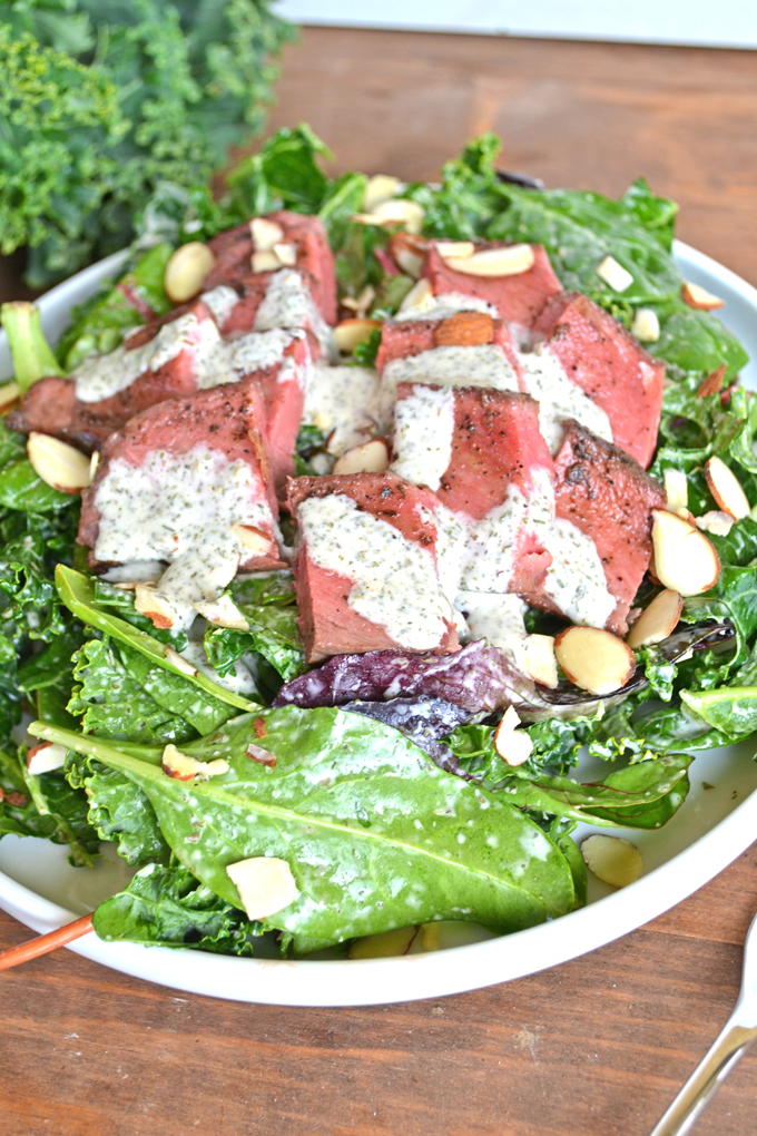 Whole30 Ranch Steak Salad - A quick and easy ranch that is whole30 approved! non-dairy // paleo