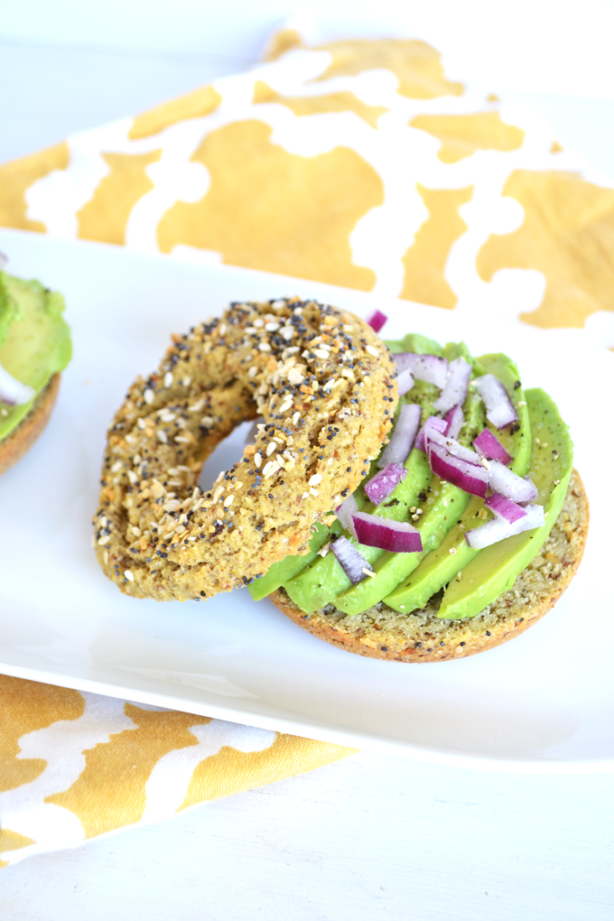 Paleo Everything Bagels! These bagels come together in one bowl and 30 minutes! Perfect alternative on a paleo diet!