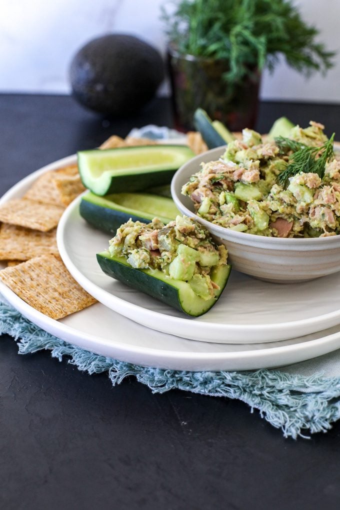 This Avocado Dill Tuna Salad is a delicious lunch option that is full of great veggies, healthy fat and protein!