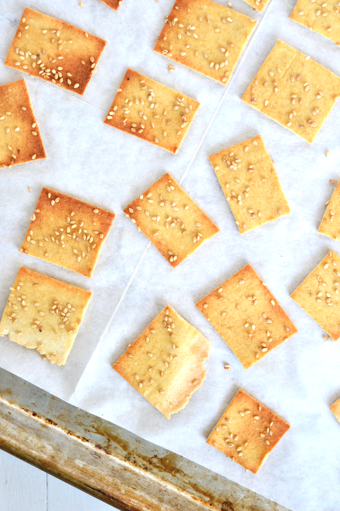 These Paleo Sesame Crackers have only 5 ingredients and come together in no time! Perfect for a grain-free appetizer!