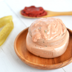 10 Whole30 Sauces, Dips & Spreads, perfect for any healthy meal!