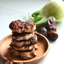 These Caramelized Fennel & Date Chicken Sausage Recipe is a naturally sweetened breakfast meat that is super easy to make and nourishing for your whole30 or paleo life!