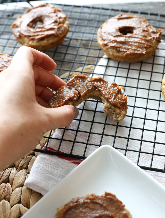 These Apple Spice Donuts are baked in a donut pan and so easy to make! They are paleo and have a clean and tasty frosting!