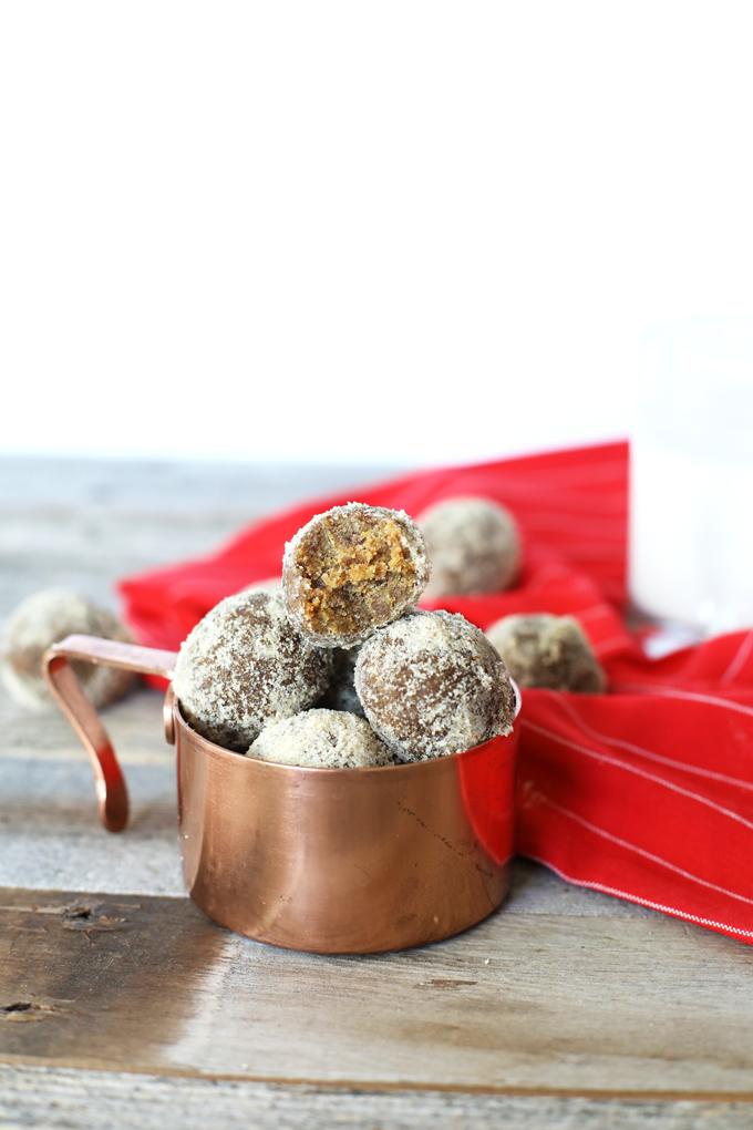 These gingerbread energy balls are the perfect way to celebrate the holiday season - post work out!