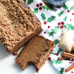 This Paleo Gingerbread Banana Bread is the perfect baked good for the holiday season! The crumb topping makes this treat better than any other!