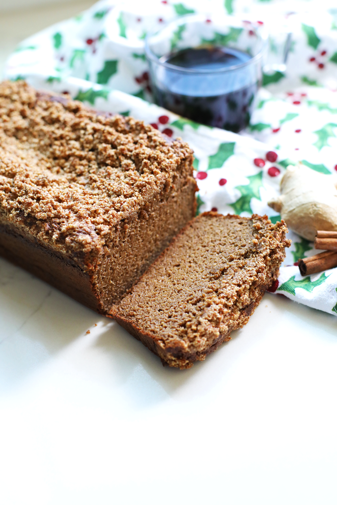 This Paleo Gingerbread Banana Bread is the perfect baked good for the holiday season! The crumb topping makes this treat better than any other!