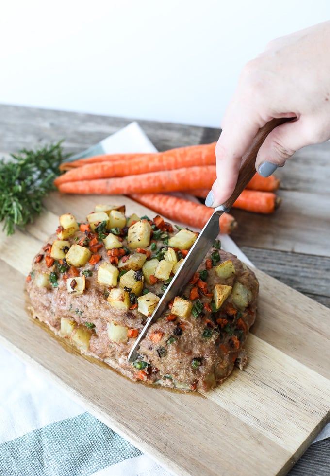 This Turkey Pot Pie Meatloaf is simple, has incredible flavor and is Whole30 compliant!