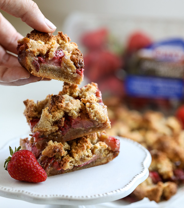 These Grain Free Strawberry Crumb Bars are the perfect healthy dessert to bring to a pool party or BBQ this summer!