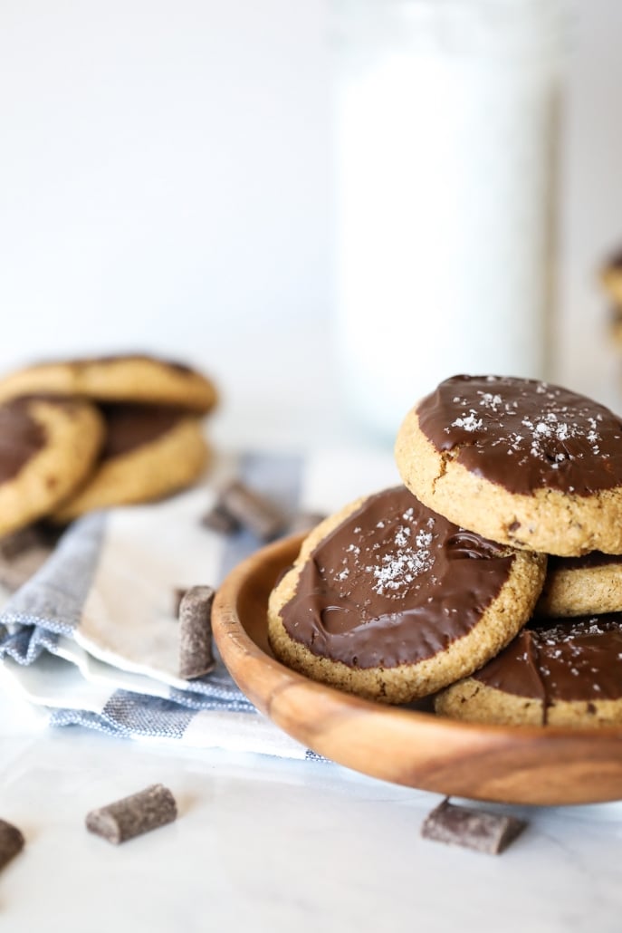 These chocolate dipped and chipped cookies are paleo, grain free, refined sugar free and so delicious!