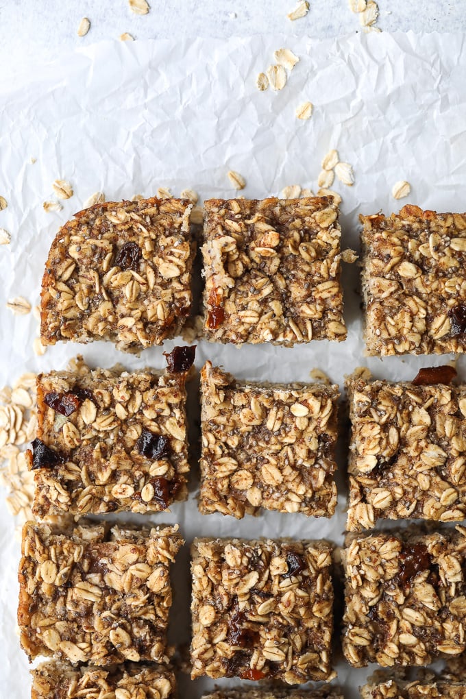 This Banana Prune Oatmeal Bake is perfect for kiddos with tons of nutrients, and it is easy for babies to chew if doing baby led weaning!