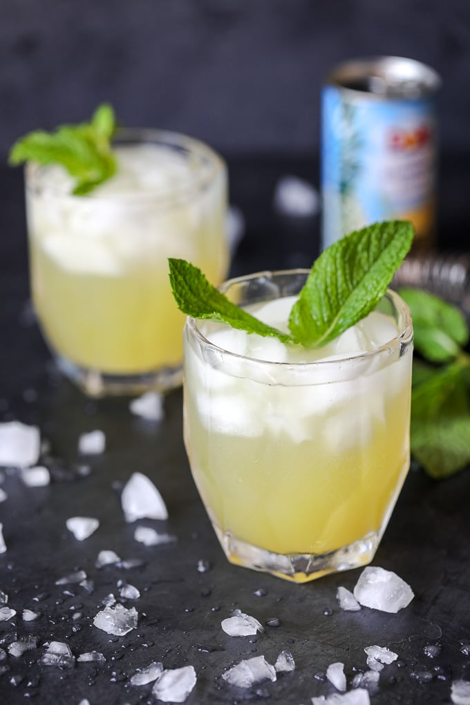 This Pineapple Mint Mojito is a healthy cocktail that is perfect for the summer!