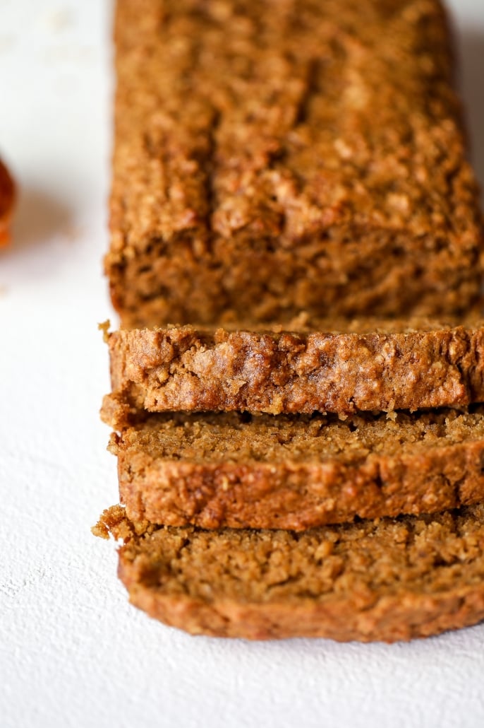 This Pumpkin Oat Breakfast Bread is great to prep for the week and have a gluten free and nutritious breakfast for everyone from babies to kids to adults!