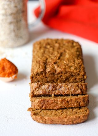 This Pumpkin Oat Breakfast Bread is great to prep for the week and have a gluten free and nutritious breakfast for everyone from babies to kids to adults!
