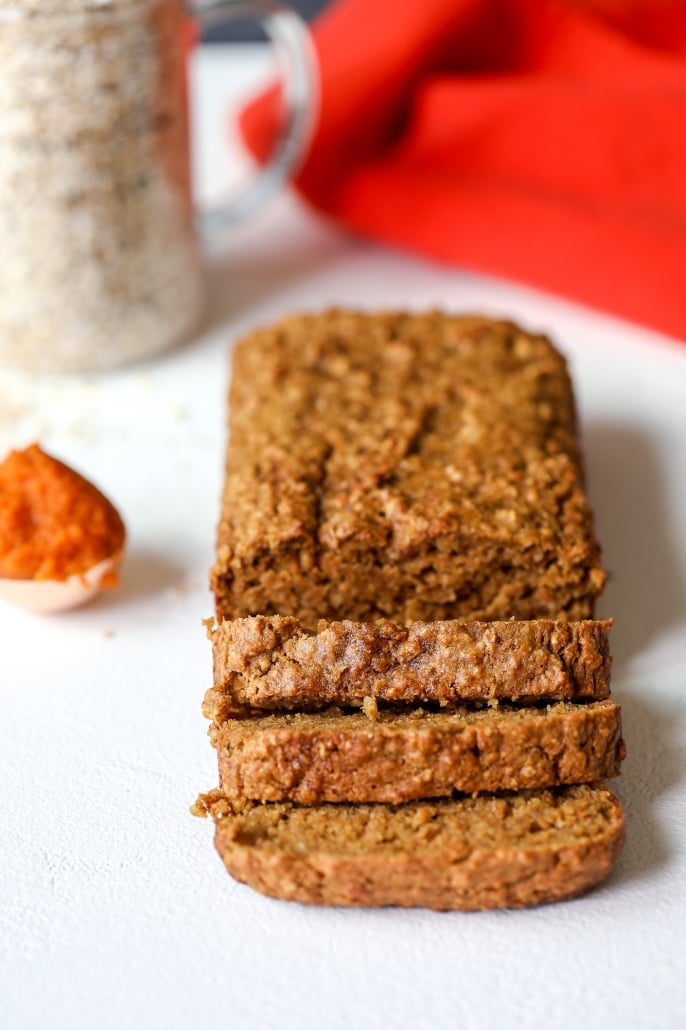 This Pumpkin Oat Breakfast Bread is great to prep for the week and have a gluten free and nutritious breakfast for everyone from babies to kids to adults!