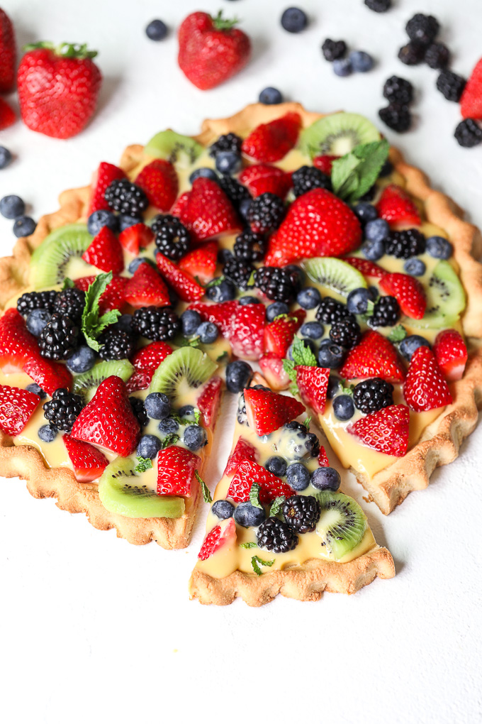 This Paleo Fruit Tart with Lemon Curd is so simple to make and perfect for a summer party!