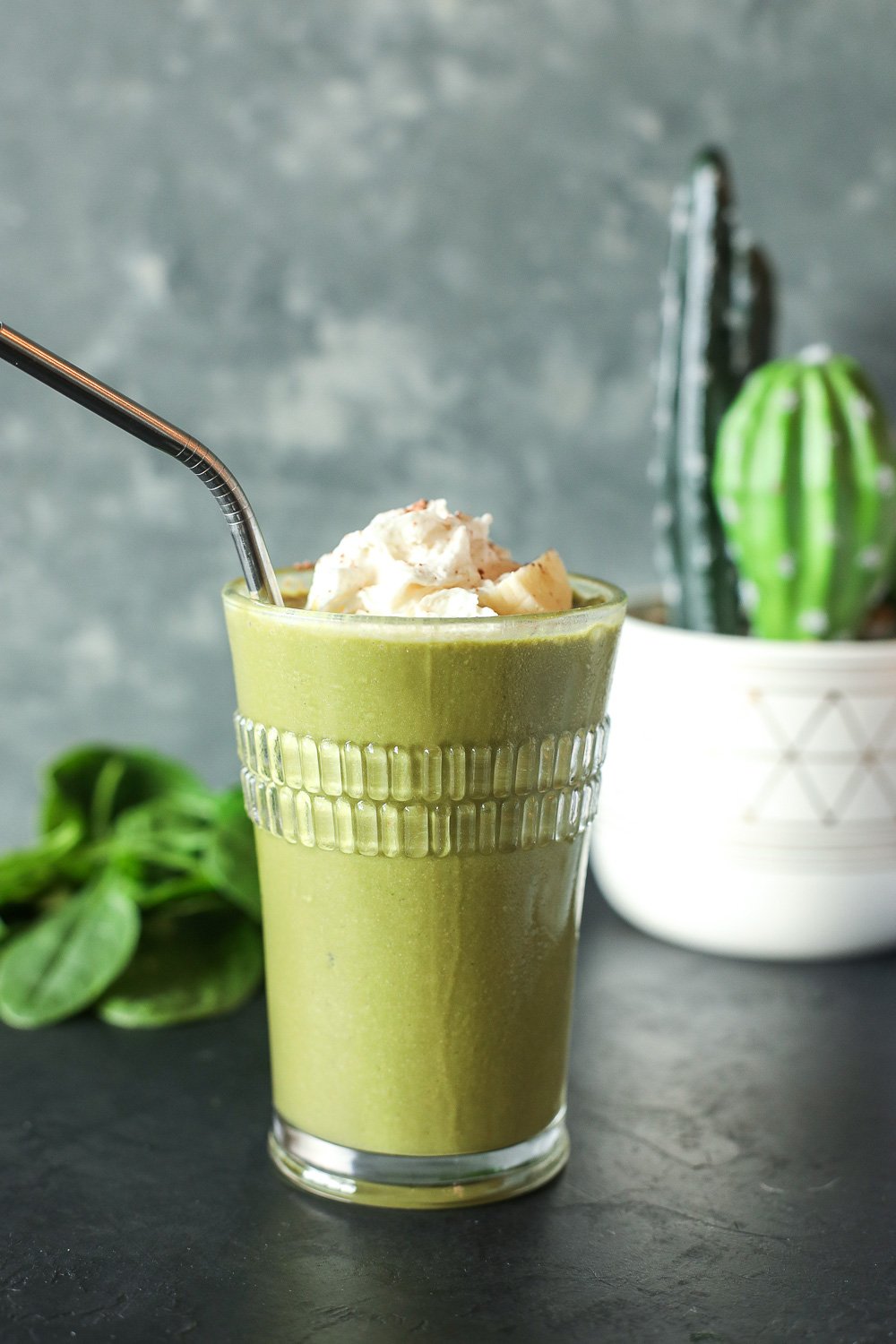 This Green Chunky Monkey Smoothie is a great way to get your greens in in the morning while tasting like a yummy milkshake!