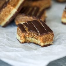 These Healthier Samoa Bars are SO delicious, easy to make and are also dairy free, grain free, gluten free and refined sugar free!