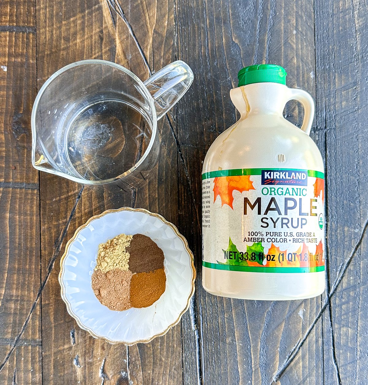 Maple Pumpkin Spice Simple Syrup—perfect for lattes, cocktails, and more! Add fall flavor to your favorite drinks.