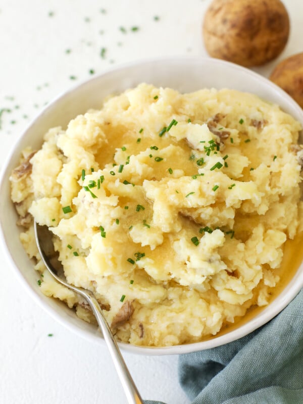 These Dairy Free Garlic Mashed Potatoes are super easy to make and are the perfect side dish for any meal!