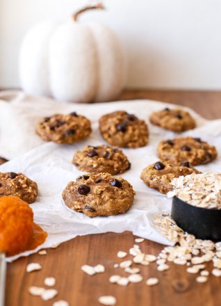 These Pumpkin Oatmeal Chocolate Chip Cookies are gluten free, dairy free and nut free - perfect for those with allergies!