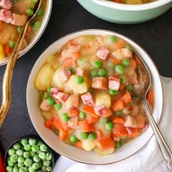This Ham & Potato Soup is super easy to make with minimal ingredients and is paleo!