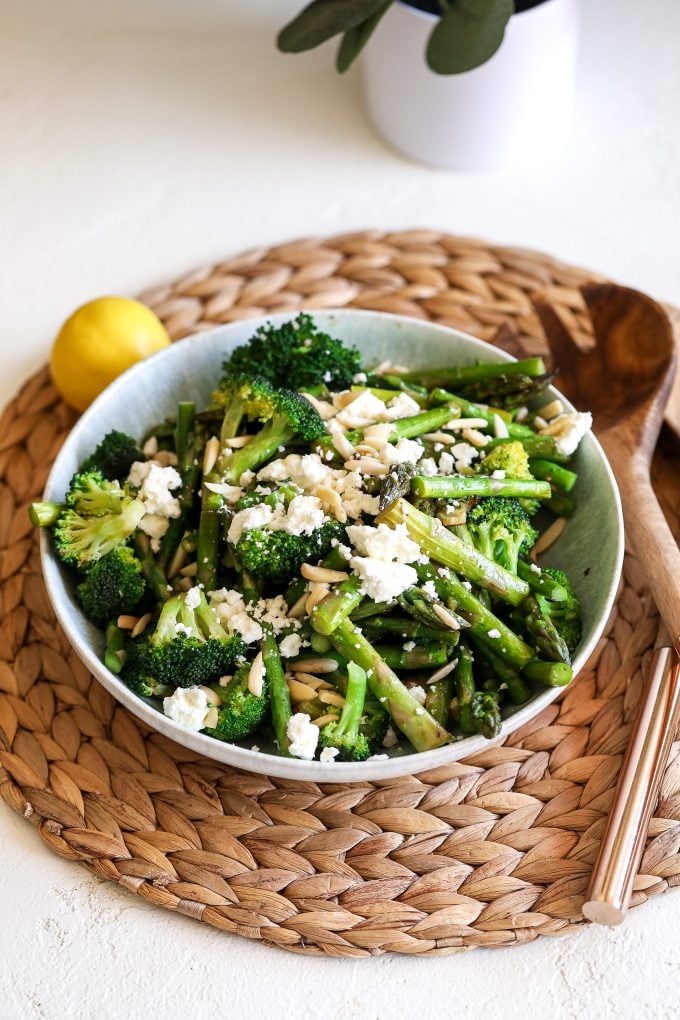 This Lemon Spritz Asparagus & Broccoli is perfect for any side dish but great for easter!