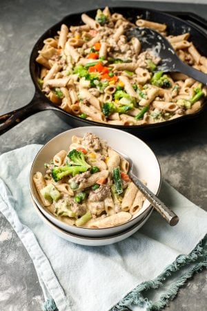 Weeknight Garlic Veggie Pasta is my go-to recipe for a quick and nutritious weeknight dinner that is gluten free and dairy free!