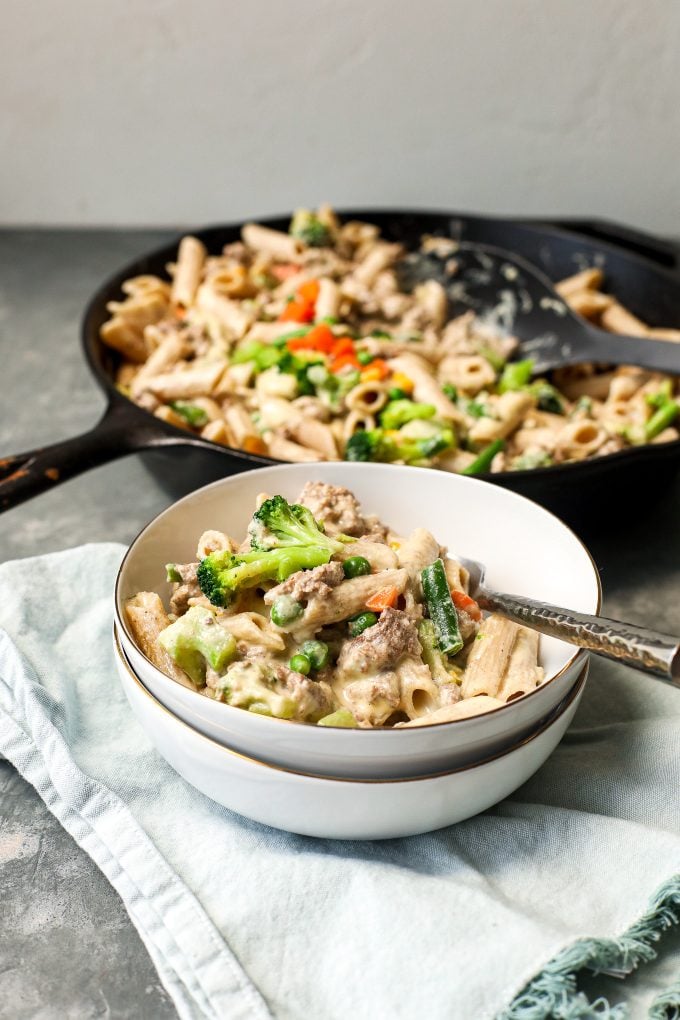 Weeknight Garlic Veggie Pasta is my go-to recipe for a quick and nutritious weeknight dinner that is gluten free and dairy free!