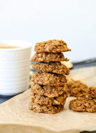 These Pumpkin Spice Latte Cookies are gluten free, refined sugar free and easy to make!