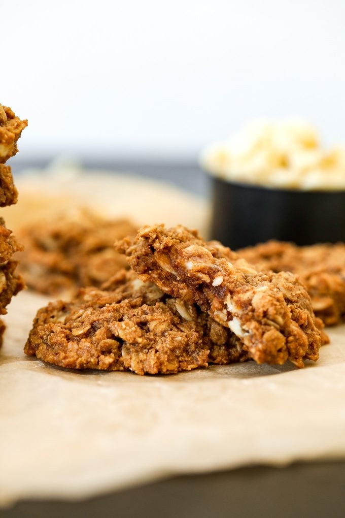 These Pumpkin Spice Latte Cookies are gluten free, refined sugar free and easy to make!