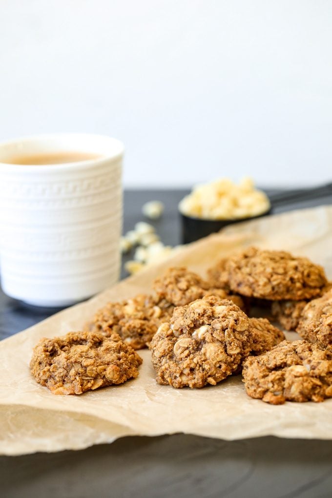 These Pumpkin Spice Latte Cookies are gluten free, refined sugar free and easy to make!