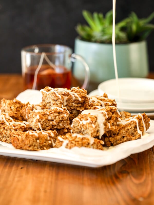 This Chai Spiced Oatmeal Bake is a delicious fall breakfast that you can make ahead and eat all week!