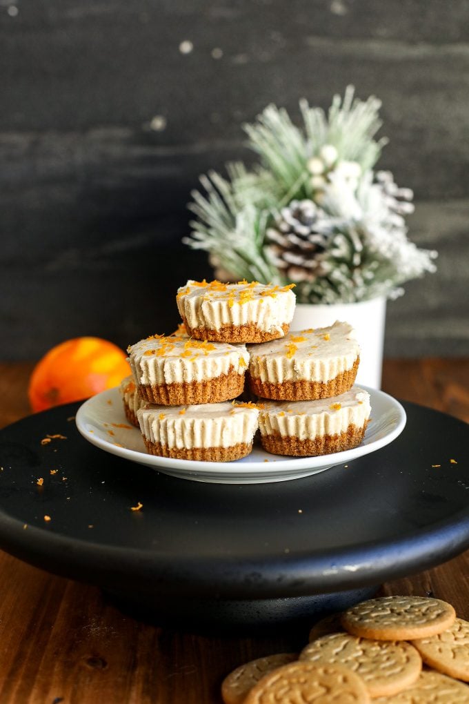 These Gingersnap Cashew Cheesecake Cups are dairy free, easy to make and so delicious!