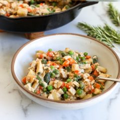 This One-Pot Chicken Pot Pie is gluten free, dairy free and super easy to make on a weeknight!