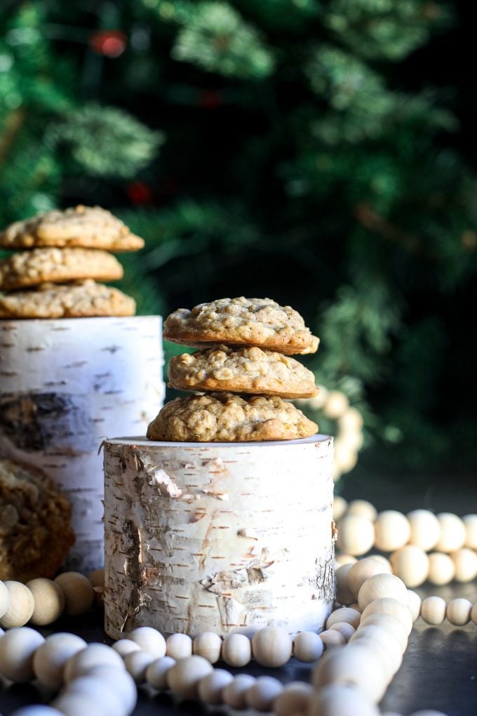 These Spiced Cardamom Oat Cookies are a simple cookie to make and so perfected spiced for the holidays!