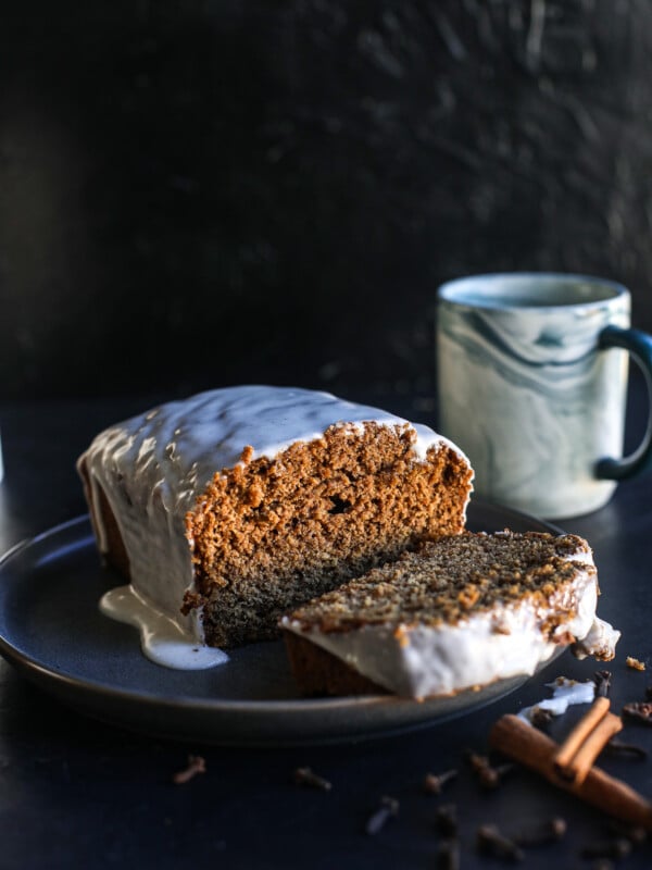 This Spiced Olive Oil Cake is super easy to make and packed with tons of flavor!