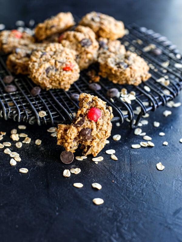 These Peanut Butter Trail Mix Cookies are a delicious cookie packed with oats and chocolate!