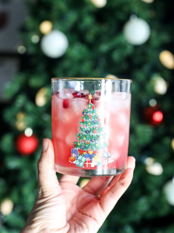 This Pomegranate Orange Margarita is the perfect cocktail for the holiday season!