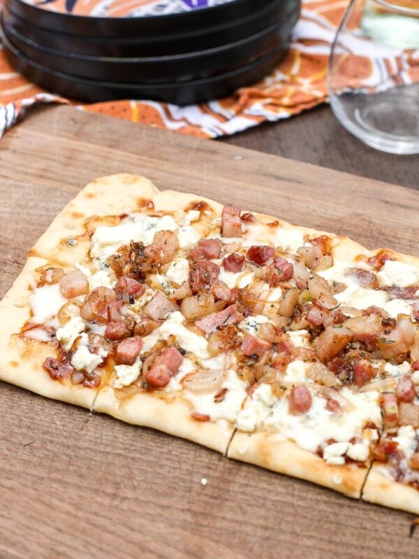 Savor our Pancetta, Shallots & Rosemary Flatbread! A flavorful, gourmet flatbread perfect for any meal or gathering.