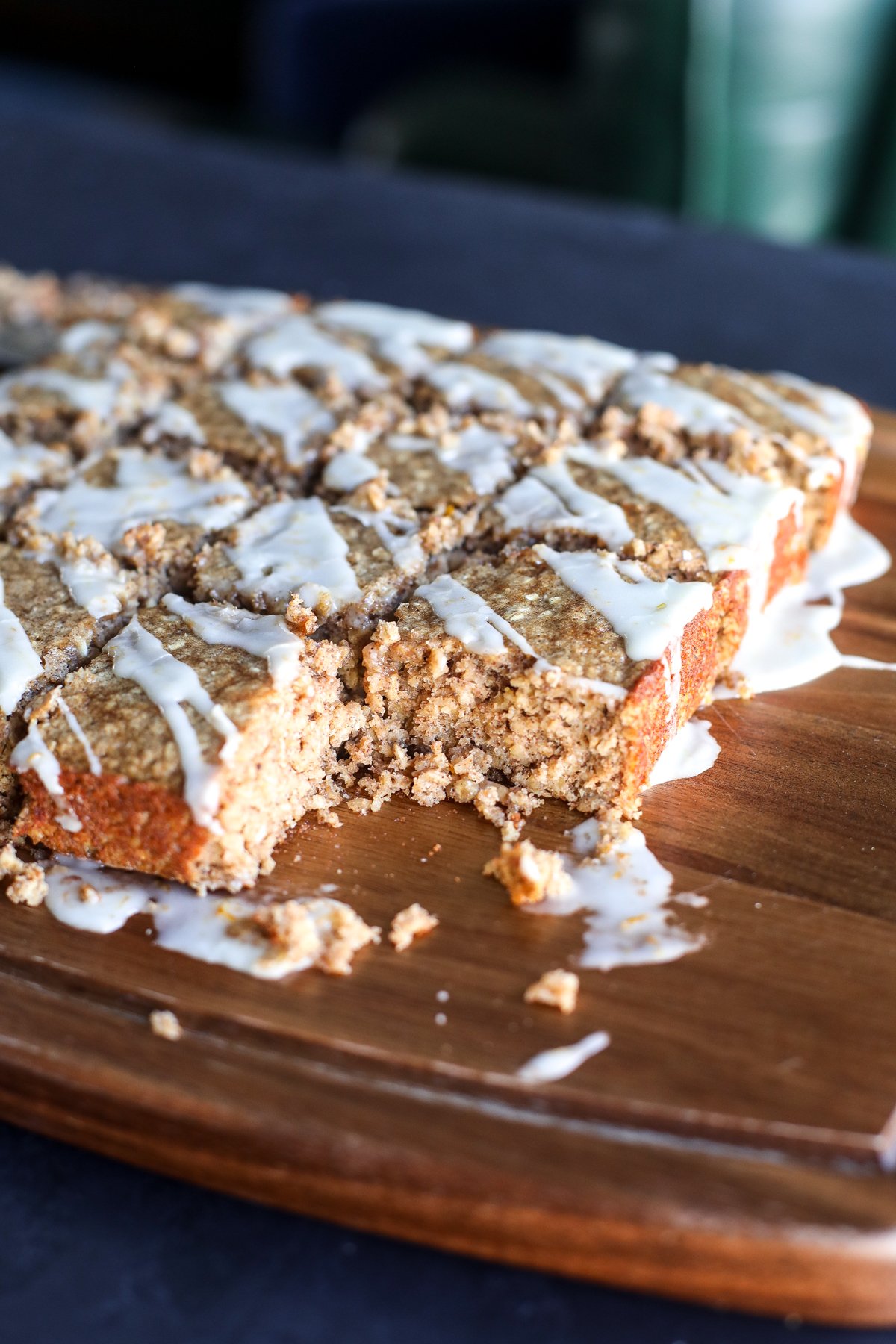 Decadent Gingerbread Protein Oat Bake: Fuel your day with a guilt-free treat. Packed with protein, fiber, and holiday flavor.