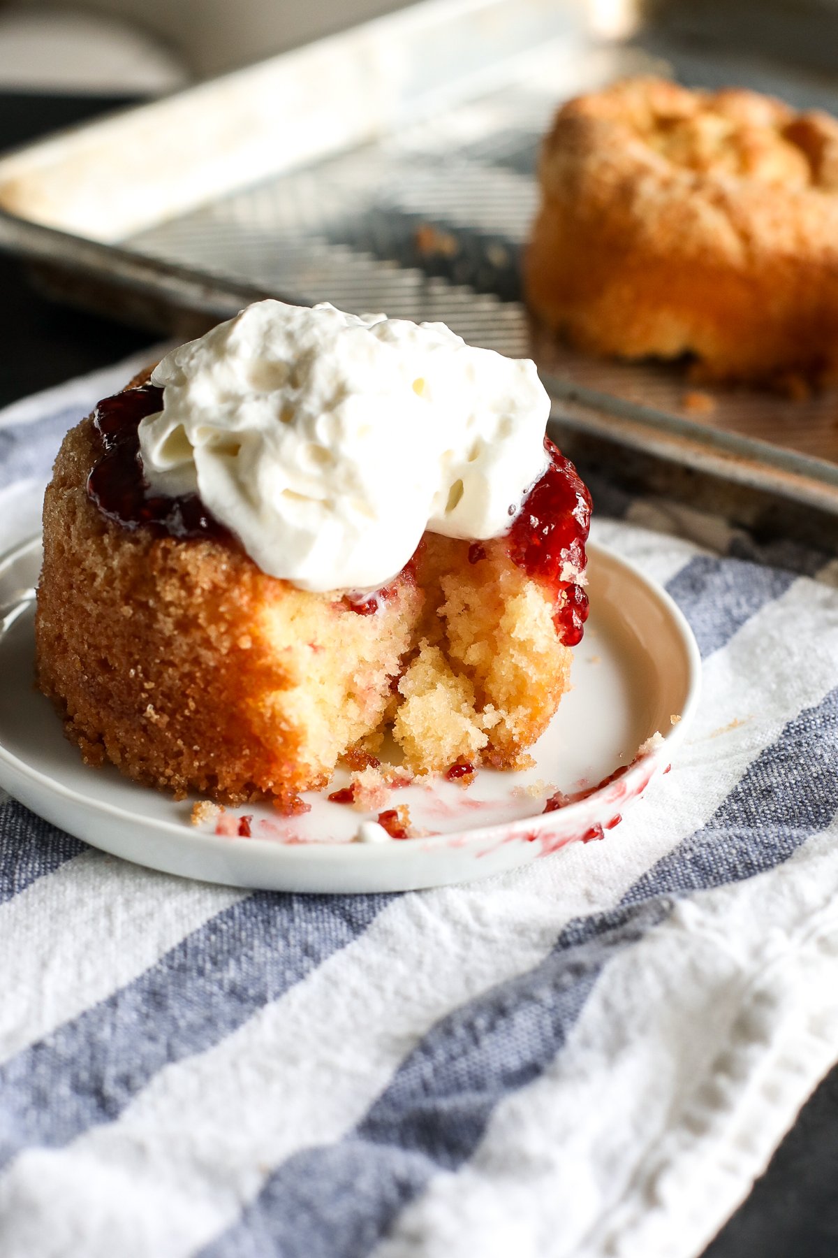 Fluffy butter cake with sweet raspberry jam. Perfect for dessert, parties, or a treat! Delicious and easy to make.