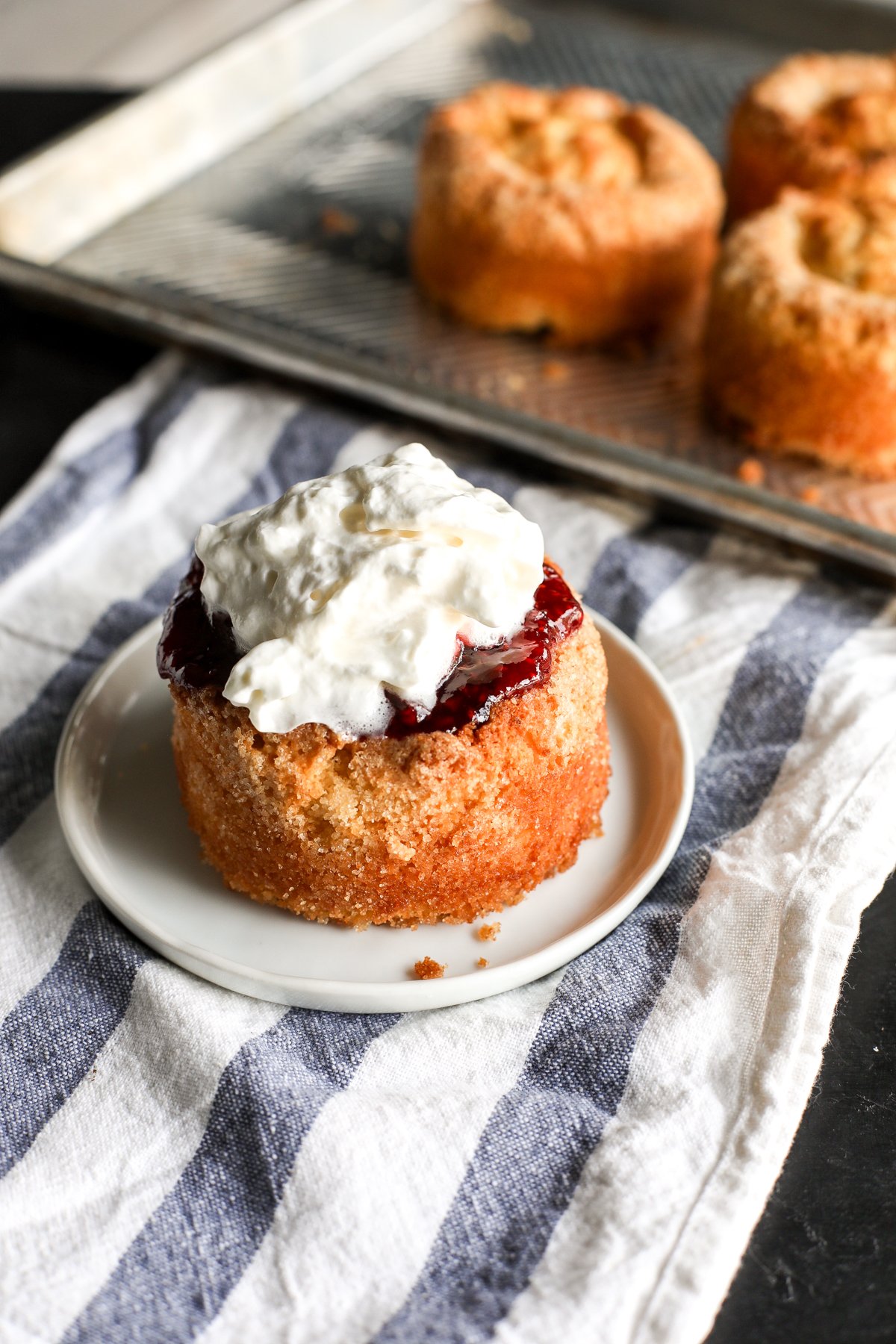 Fluffy butter cake with sweet raspberry jam. Perfect for dessert, parties, or a treat! Delicious and easy to make.