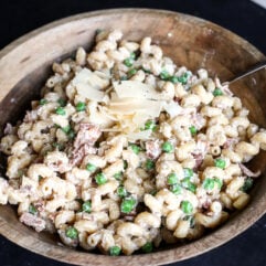 Packed with protein! Try our easy High Protein Pasta Salad recipe with bacon, peas, and a creamy cottage cheese sauce. Delicious and satisfying.