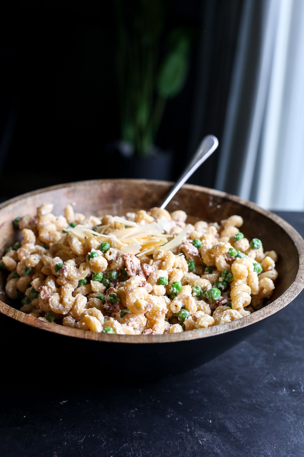 Packed with protein! Try our easy High Protein Pasta Salad recipe with bacon, peas, and a creamy cottage cheese sauce. Delicious and satisfying.